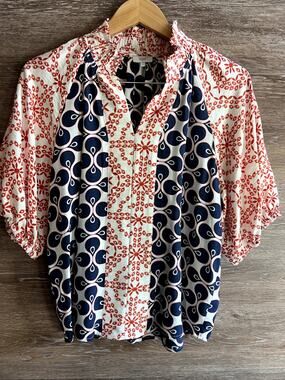 Voy women blouse size Large blue orange short sleeve top
